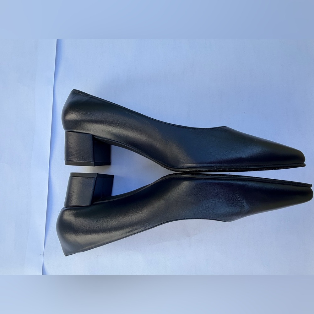 Jon Josef Navy Leather Block Heel Pumps – Size 10 – Made in Spain - Picture 5 of 8